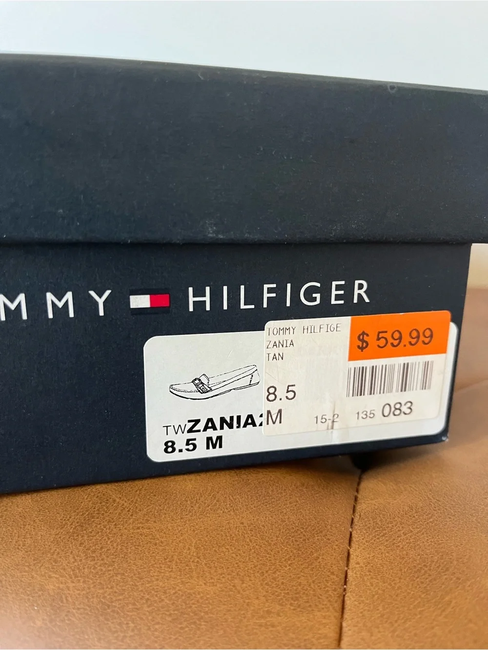 Tommy Hilfiger Camel Leather Chain Loafers with Gold Hardware - Picture 5 of 5